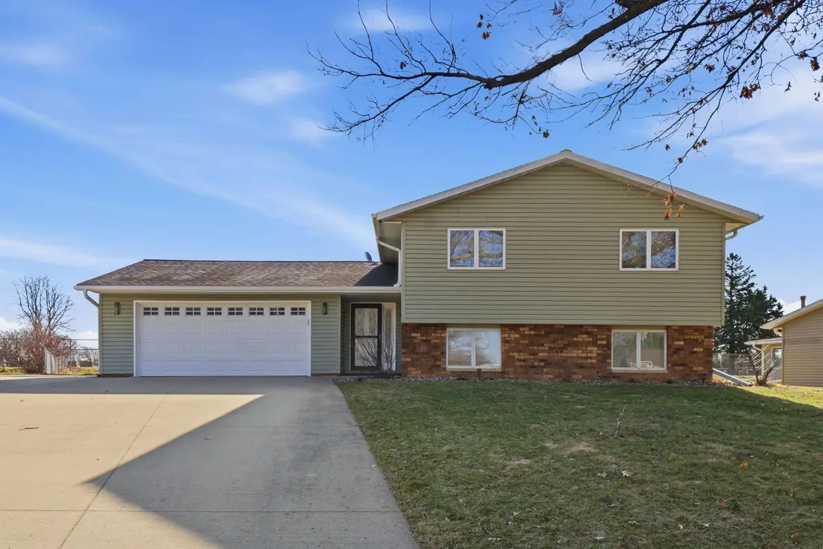 332 Fleur Drive, New Hampton, IA 50659 - #1