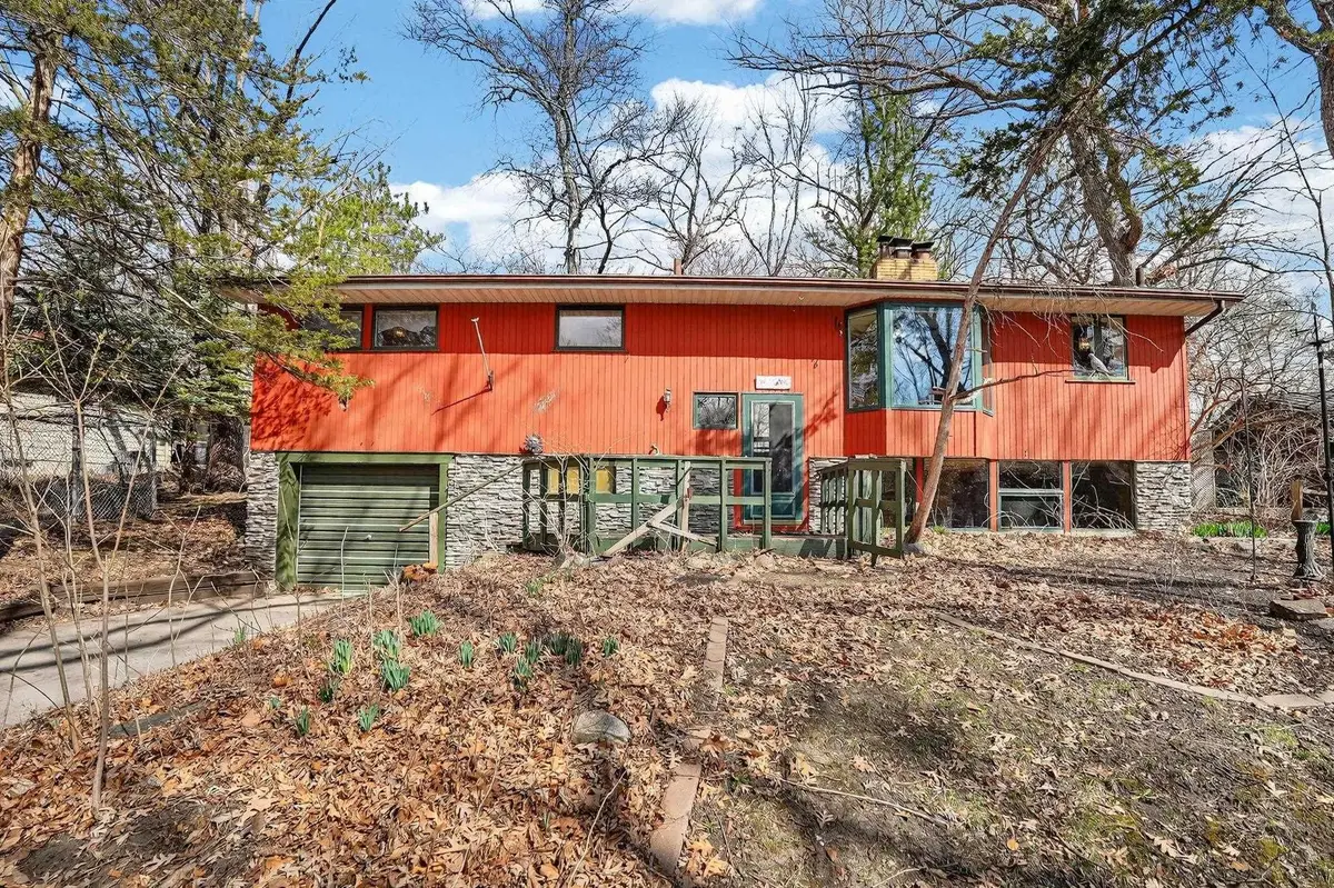 2512 Timber Drive, Cedar Falls, IA 50613 - #1