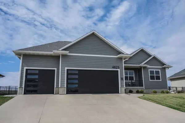 4823 Ironwood Drive, Cedar Falls, IA 50613