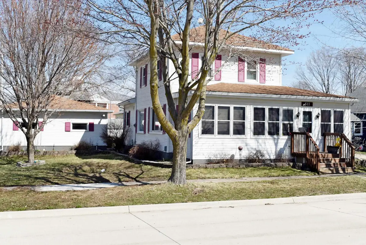 511 Oak Street, Osage, IA 50461 - #1