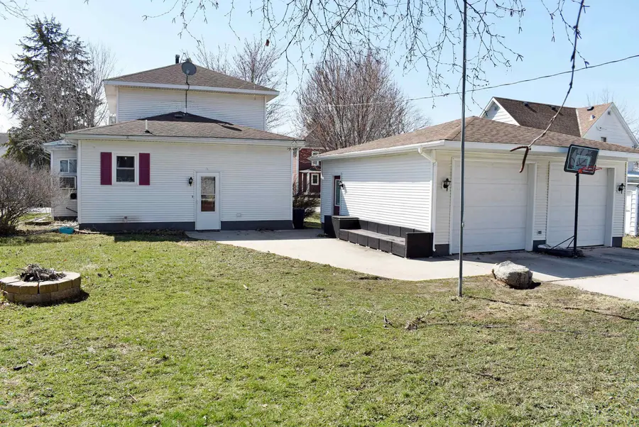 511 Oak Street, Osage, IA 50461 - #3