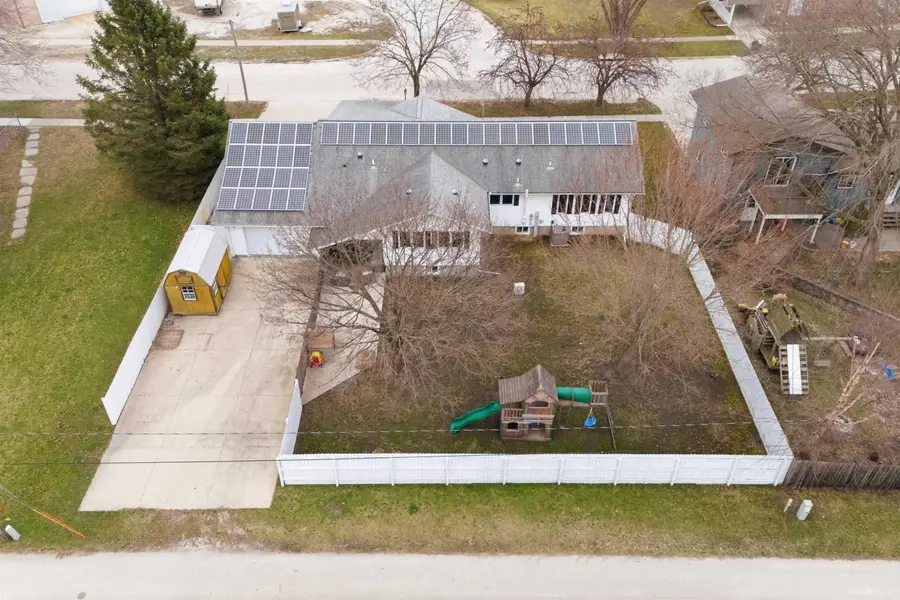 713 Maple Avenue, Decorah, IA 52101 - #3