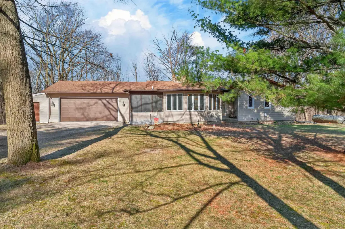 1809 250th, Denver, IA 50622 - #1