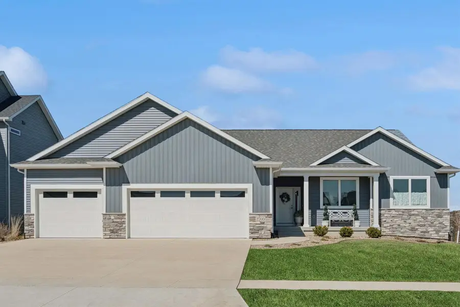 2709 Arbor Ridge Road, Cedar Falls, IA 50613 - #2