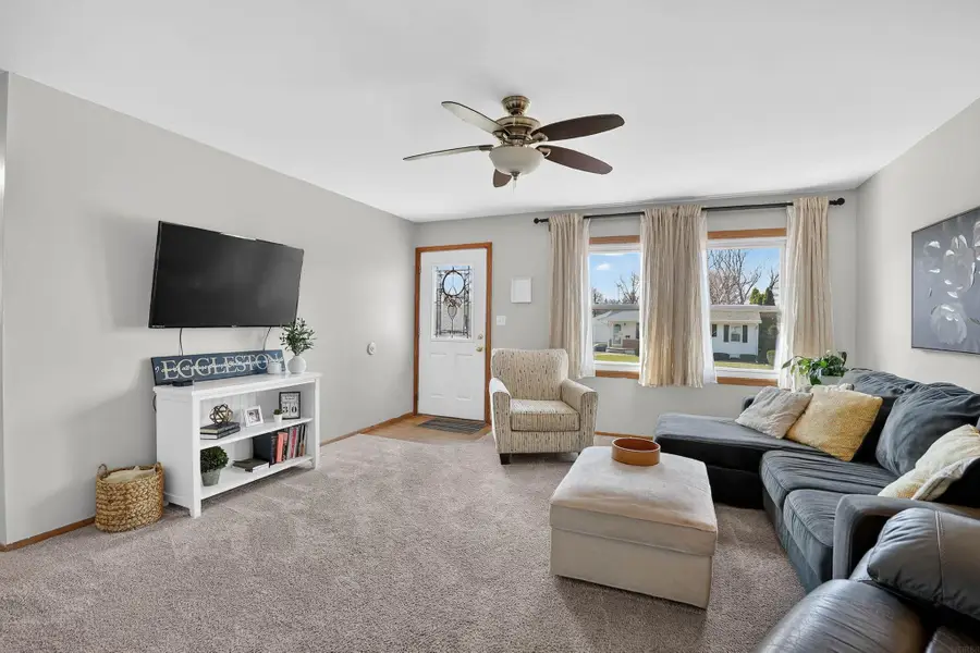 1204 Sunnyside Circle, Cedar Falls, IA 50613 - #3