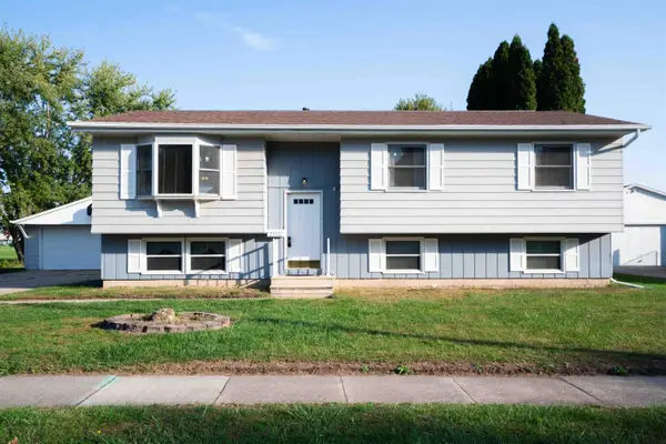 2300 NW 3rd Avenue, Waverly, IA 50677