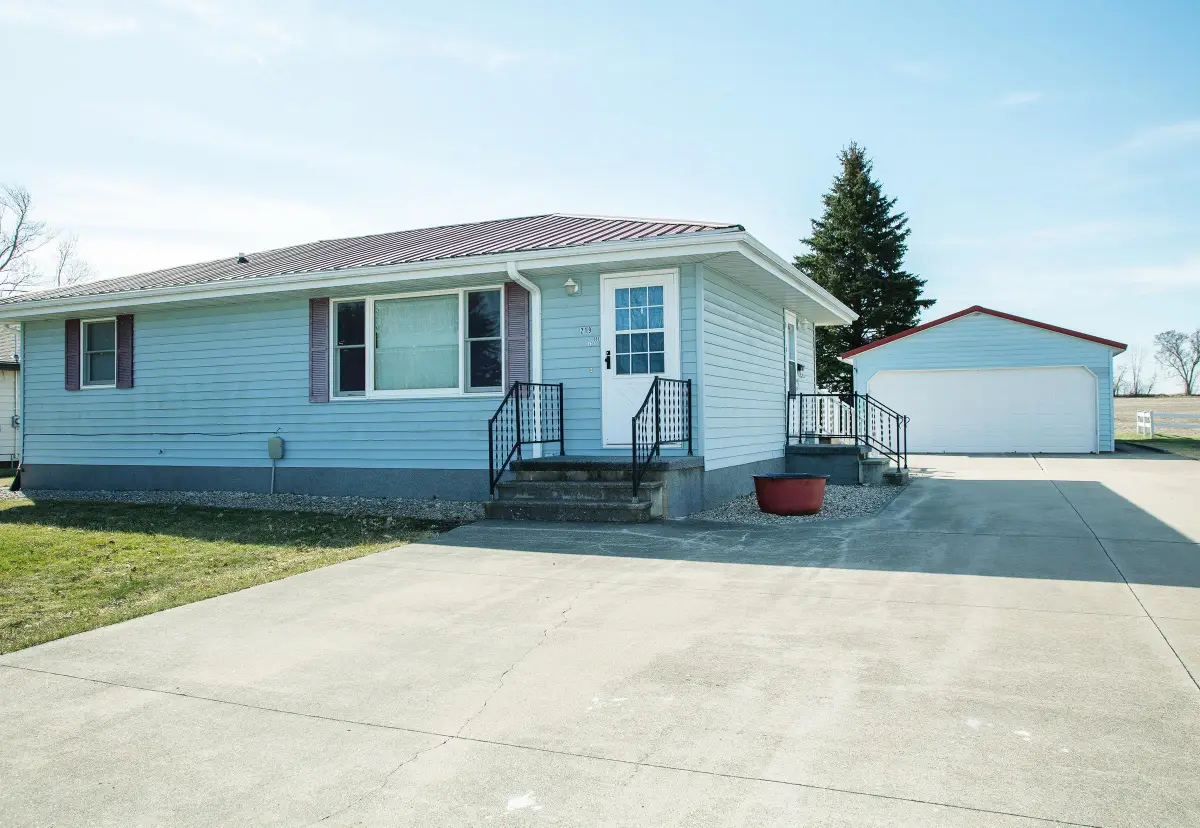 219 E South Street, Greene, IA 50636 - #1