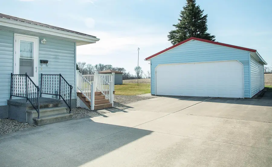 219 E South Street, Greene, IA 50636 - #3