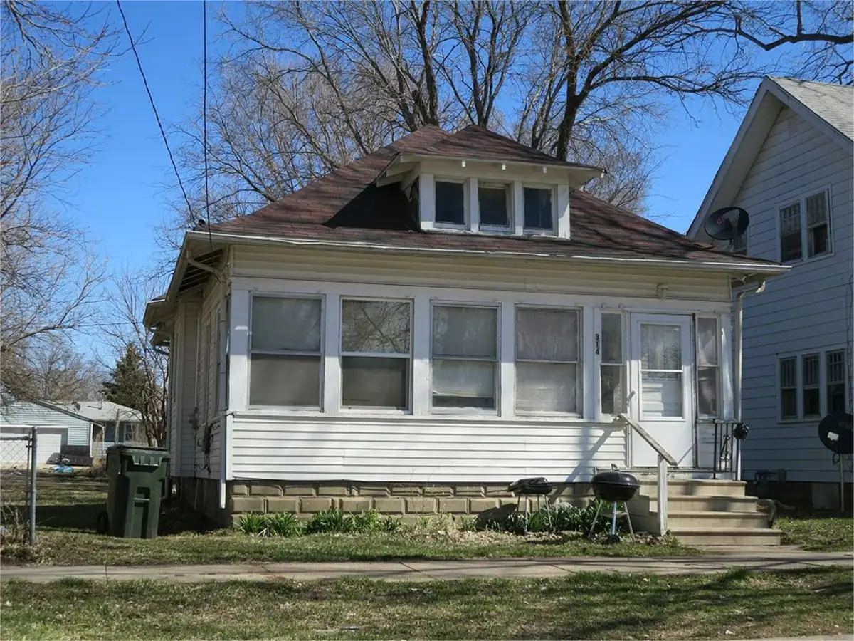 314 Crescent Place, Waterloo, IA 50703 - #1