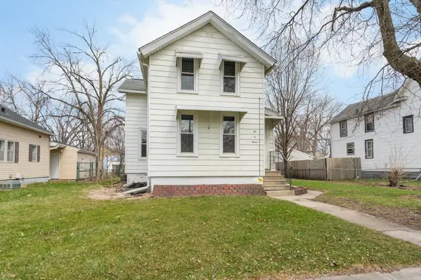207 Denver Street, Waterloo, IA 50701