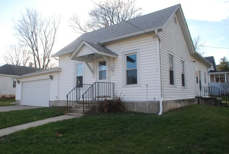 300 Alexander Street, Fayette, IA 52142 - #2