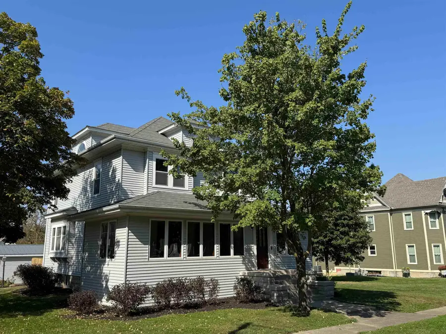 511 3rd Street, Parkersburg, IA 50665 - #2