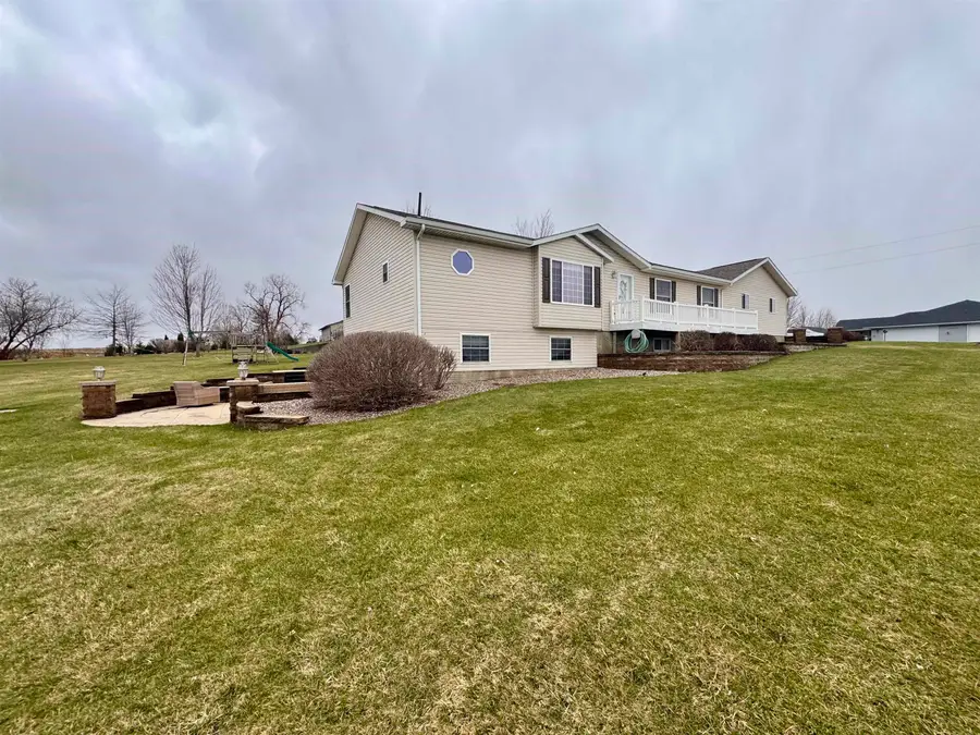 60 SW Logan Street, Waukon, IA 52172 - #2