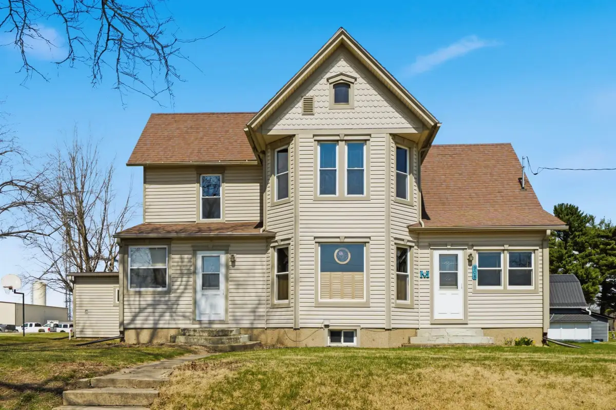908 Switch Street, Elgin, IA 52141 - #1