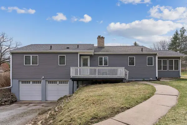 2610 Mcclain Drive, Cedar Falls, IA 50613