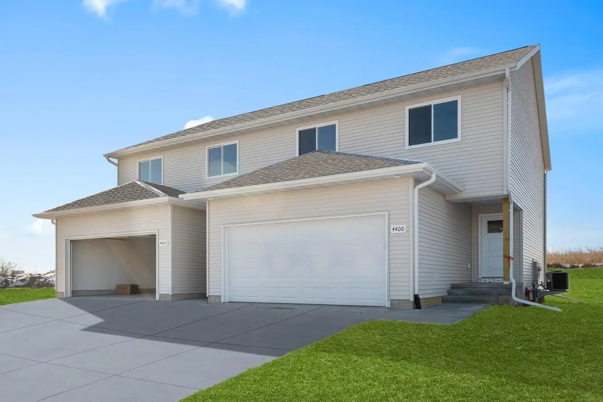 4400 Mourning Dove Drive, Waterloo, IA 50702 - #1