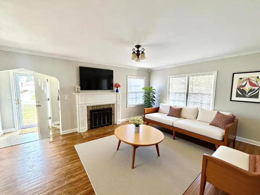 426 Cornwall Avenue, Waterloo, IA 50702 - #3