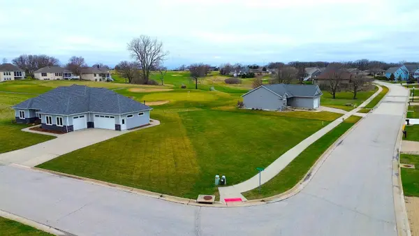 145 Eagle Ridge Dr., Waverly, IA 50677