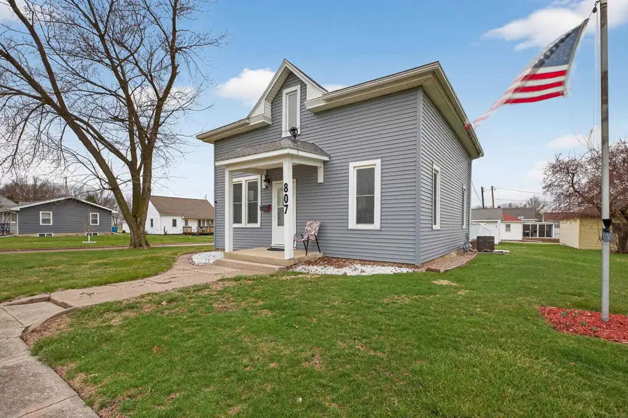 807 Randall Street, Reinbeck, IA 50669 - #2