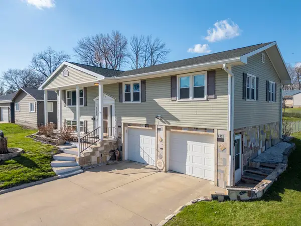 721 Locke Avenue, Waterloo, IA 50702