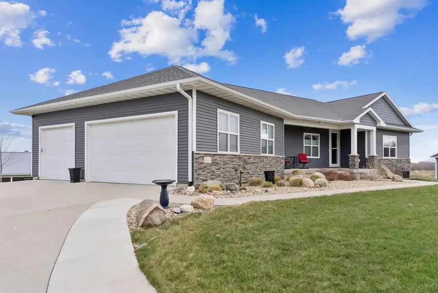 4554 Ranchero Road, Hudson, IA 50643 - #3