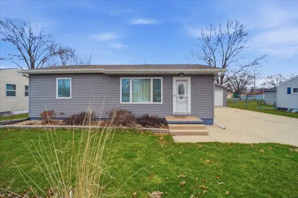 406 4th Street, Washburn, IA 50702