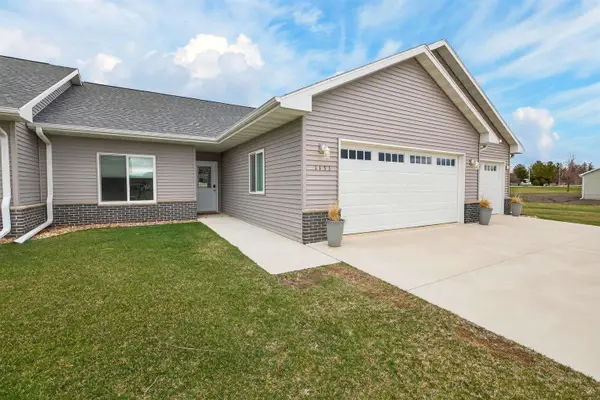 1131 Lozmar Lane, Shell Rock, IA 50670