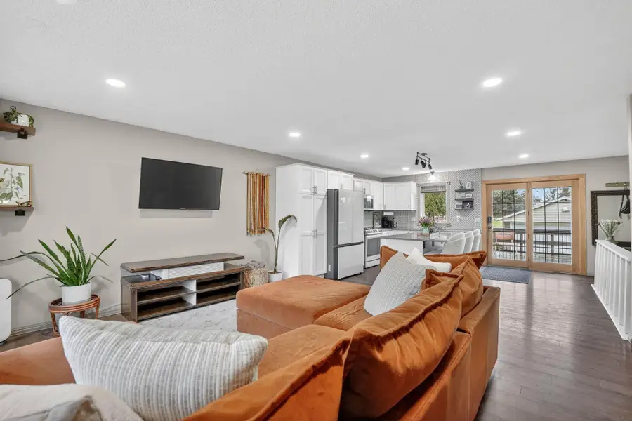 113 Shirley Avenue, Elk Run Heights, IA 50707 - #2