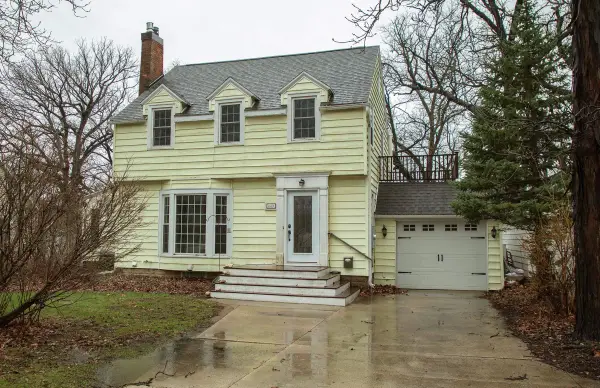 2021 Grand Blvd, Cedar Falls, IA 50613