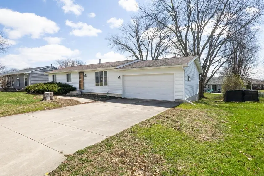 531 Prestien Drive, Denver, IA 50622 - #2