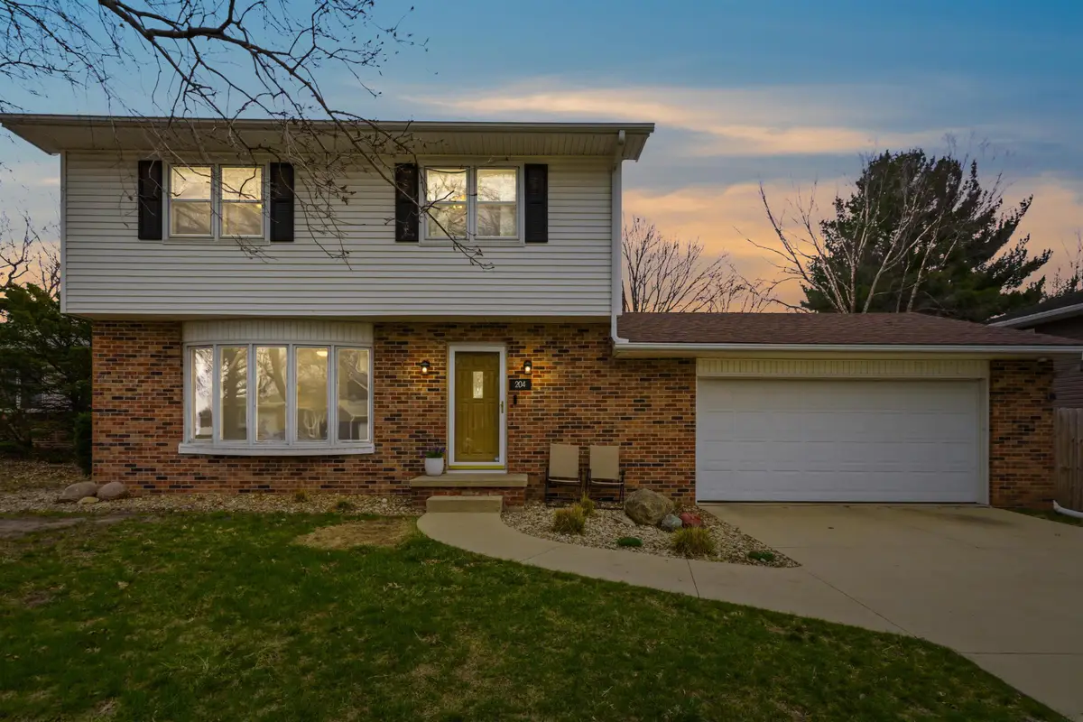 204 Brentwood Drive, Cedar Falls, IA 50613 - #1