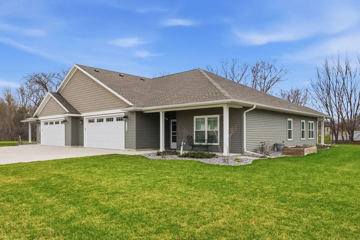 318 S Western Avenue, New Hampton, IA 50659 - #1
