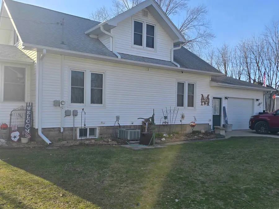 12546 Main Street, Eldorado, IA 52175 - #2