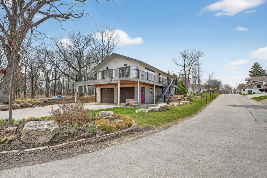 1518 River Bluff Drive, Cedar Falls, IA 50613 - #2