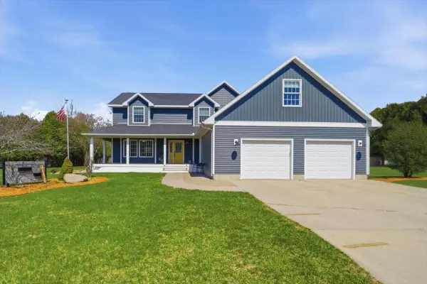 1010 7th Ne Street, Independence, IA 50644