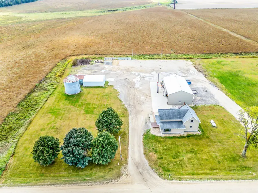 5419 W Bennington Road, Cedar Falls, IA 50613 - #2