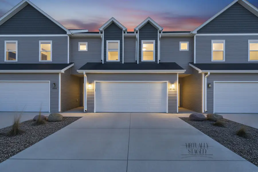 4306 Spruce Creek, Cedar Falls, IA 50613 - #2