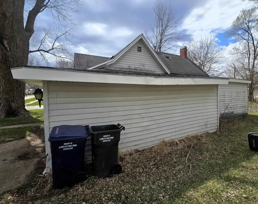 103 Sycamore Street, La Porte City, IA 50651 - #2