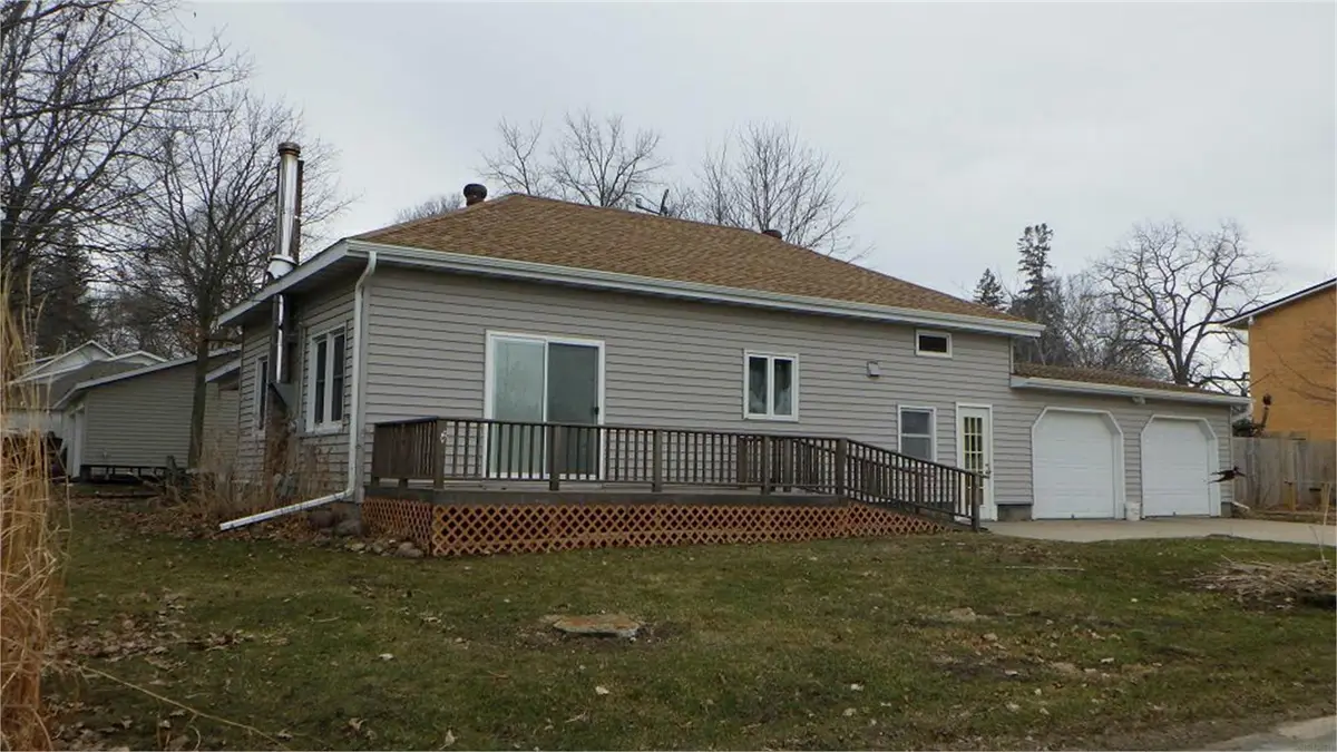 507 E Madison Street, Fayette, IA 52142 - #1