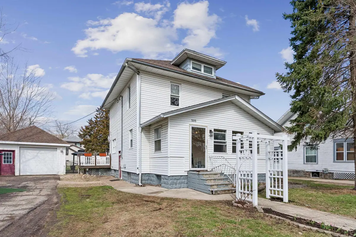 505 SW 5th Avenue, Independence, IA 50644 - #1