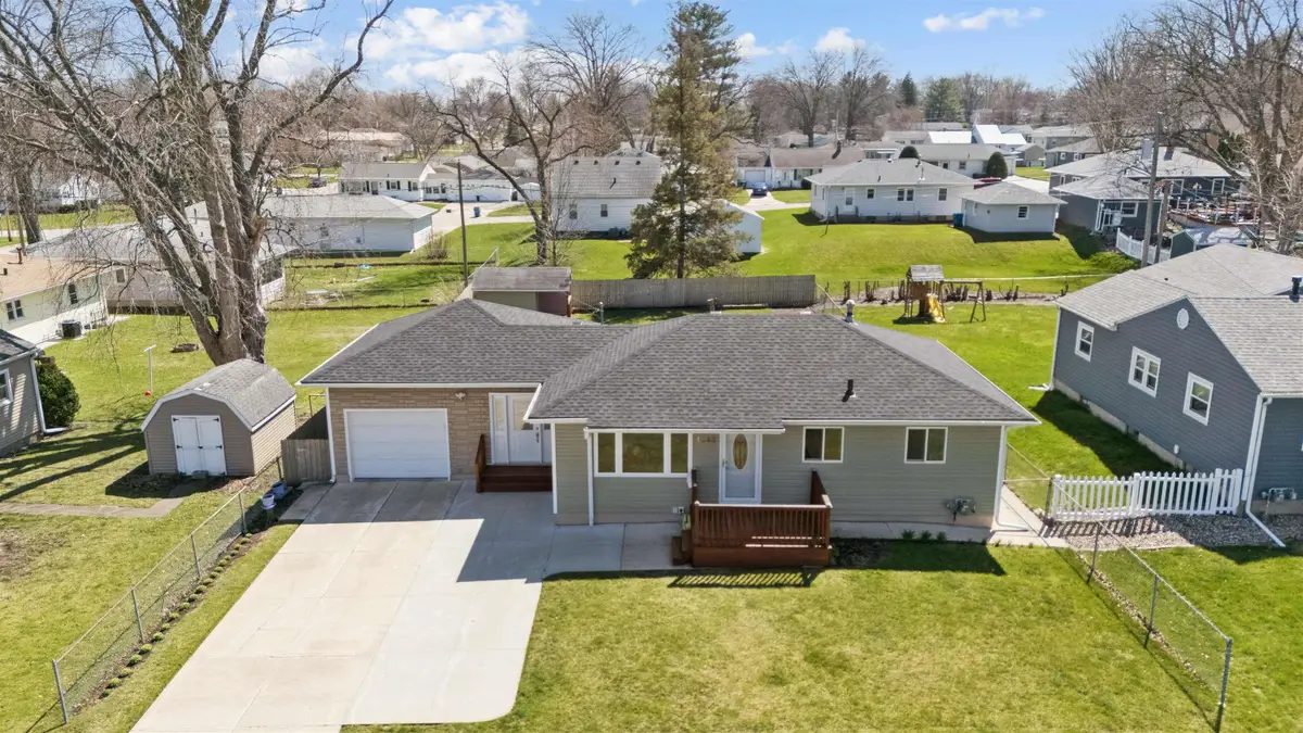 1648 Glenny Avenue, Waterloo, IA 50702 - #1