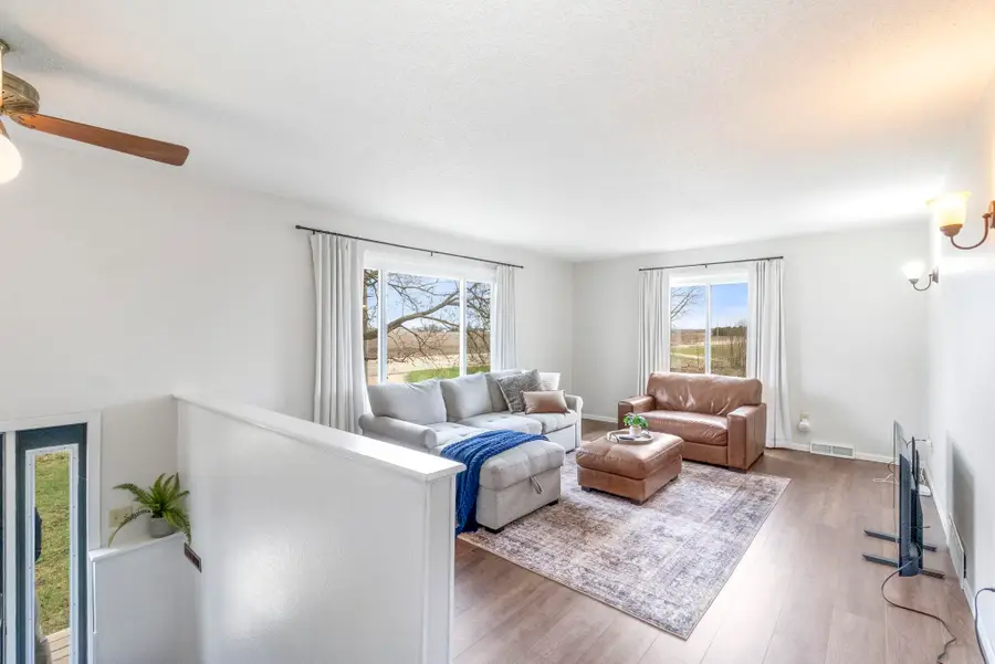 16991 188 Highway, Clarksville, IA 50619 - #2