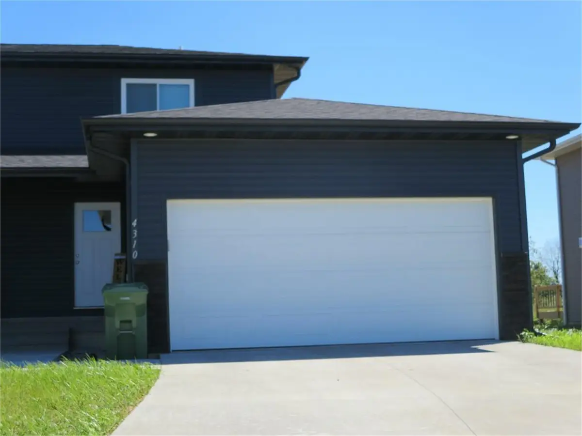 4310 S Mourning Dove Drive, Waterloo, IA 50702 - #1