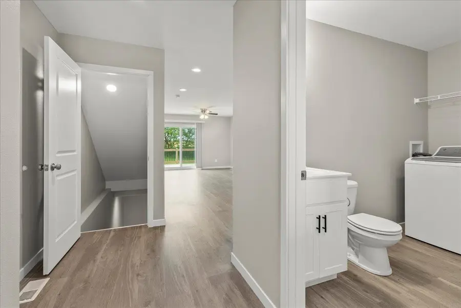 4310 S Mourning Dove Drive, Waterloo, IA 50702 - #2