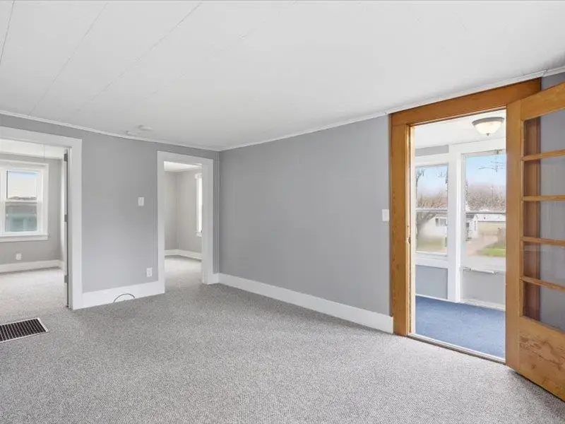 605 Pine Street, Reinbeck, IA 50669 - #2