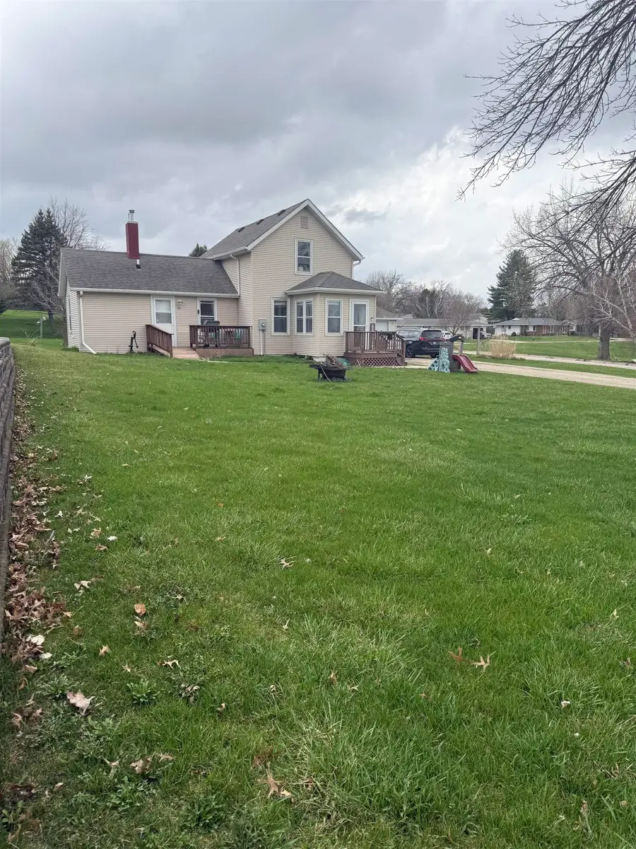 433 N Pine Street, West Union, IA 52175 - #2