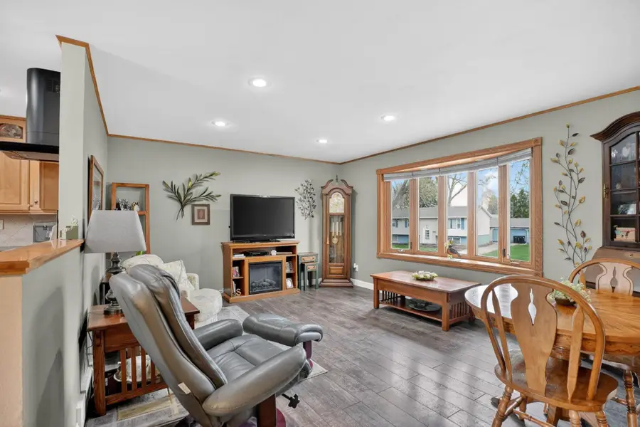 3021 Valley High Drive, Cedar Falls, IA 50613 - #3