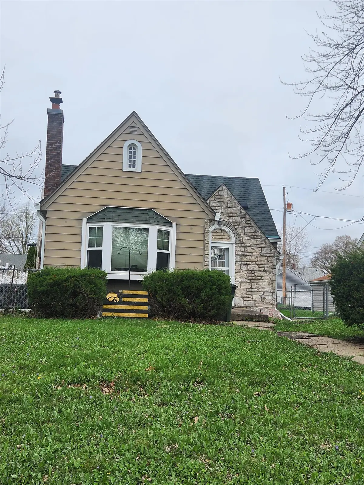 928 Kingsley Ave, Waterloo, IA 50701 - #1