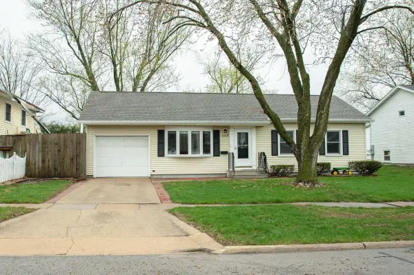 1117 E Seerley Boulevard, Cedar Falls, IA 50613