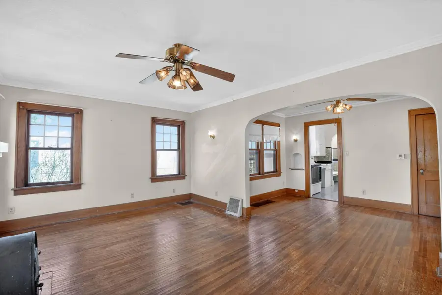 713 Riehl Street, Waterloo, IA 50703 - #2